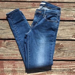 Levi’s 710 Super Skinny Light Blue